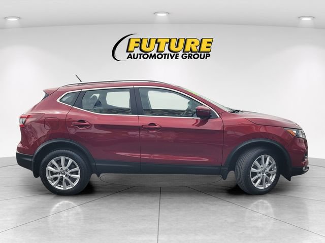 Used 2022 Nissan Rogue Sport SV w/ Technology Package AWD/4WD image 3