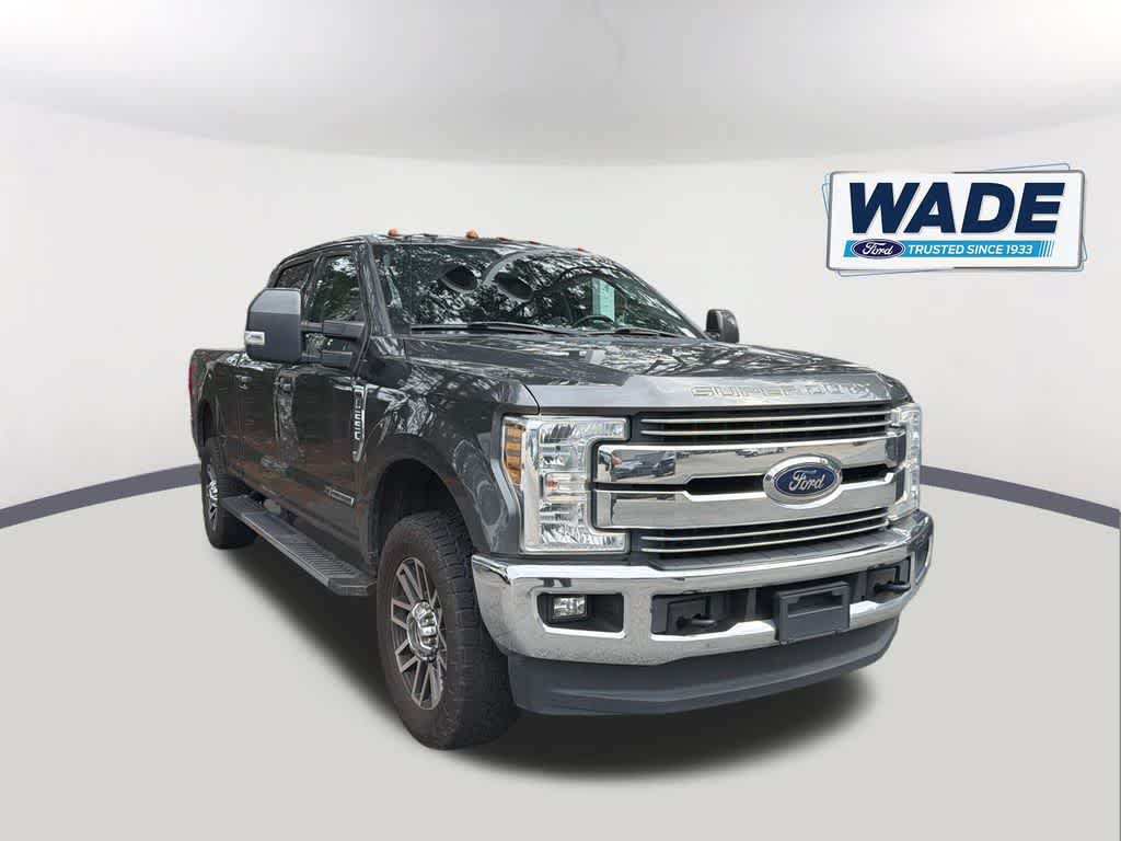 Used 2018 Ford F250 Lariat w/ Lariat Ultimate Package AWD/4WD image 3