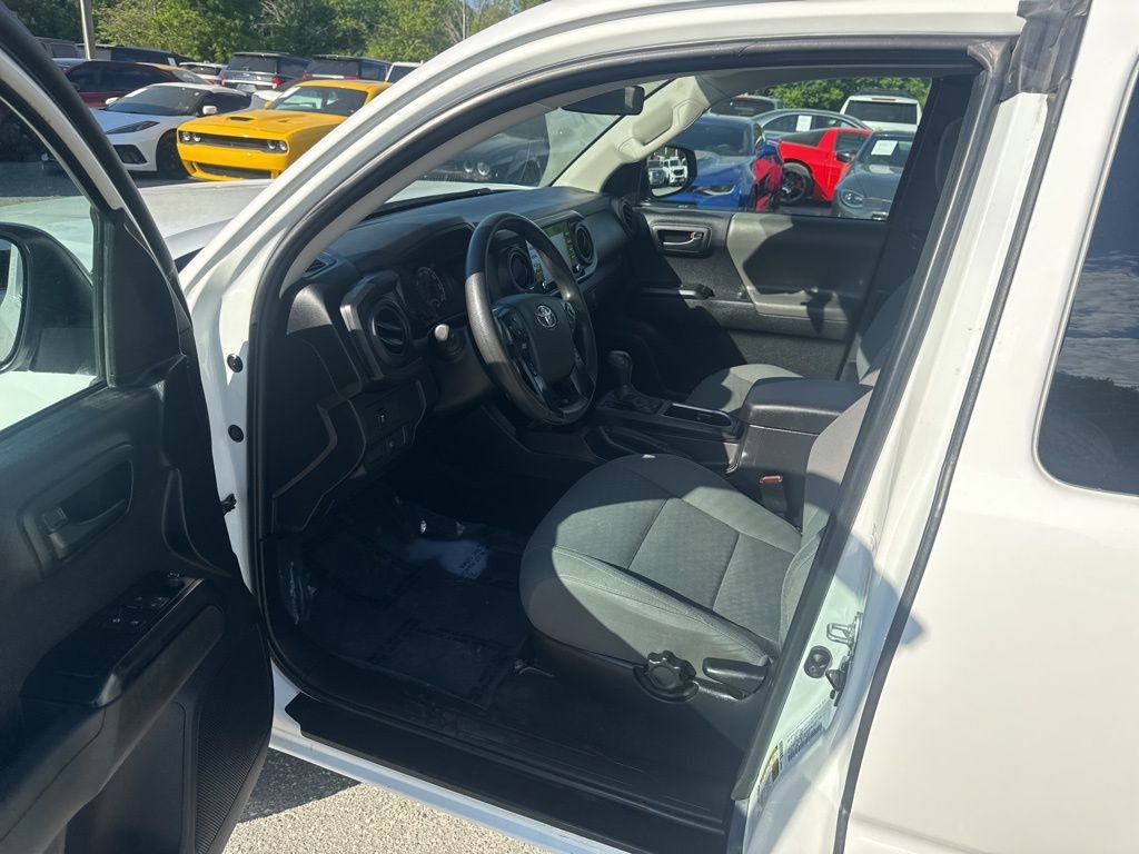 Used 2023 Toyota Tacoma SR image 9