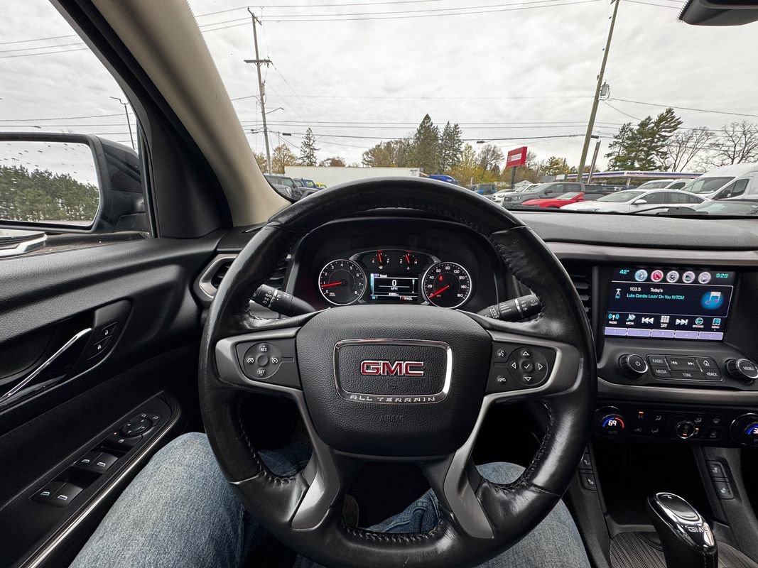 Used 2017 GMC Acadia SLE w/ Driver Alert Package I AWD/4WD image 14
