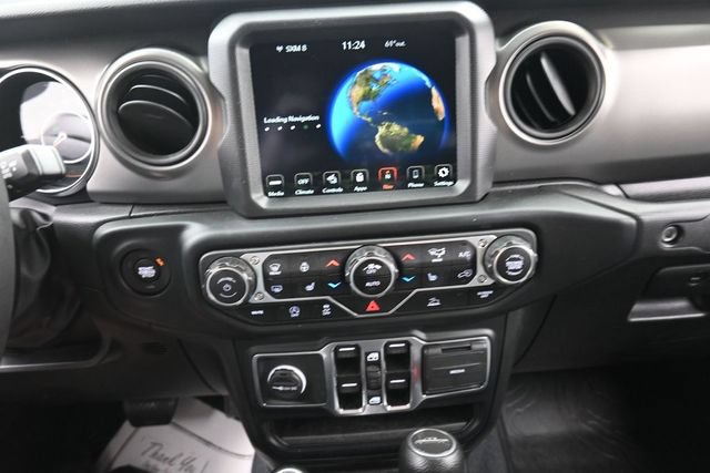 Used 2023 Jeep Gladiator Sport AWD/4WD image 10