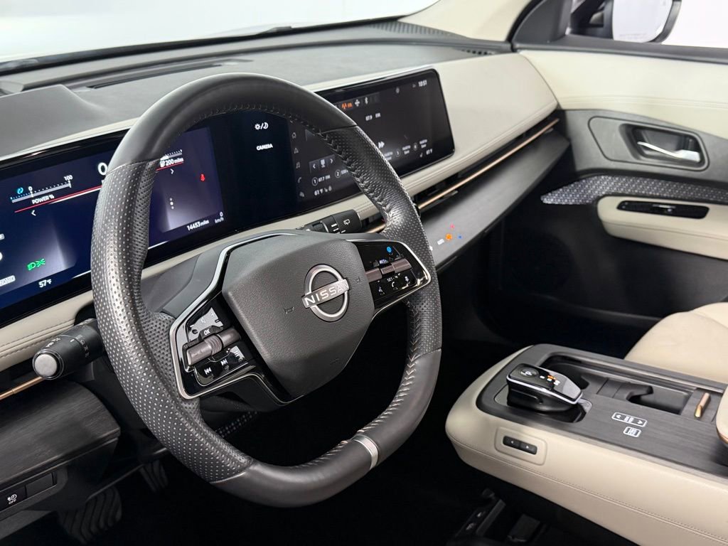 Used 2023 Nissan Ariya AWD image 21