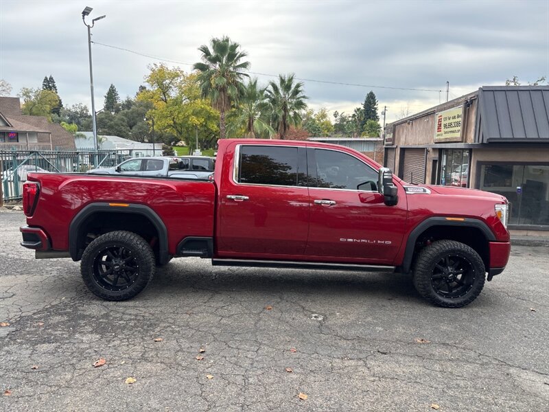 Used 2022 GMC Sierra 2500 Denali w/ Denali Ultimate Package AWD/4WD image 7