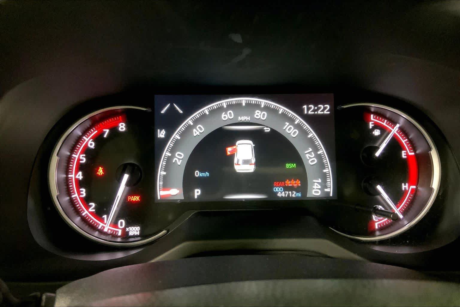 Used 2023 Toyota RAV4 XLE Premium AWD/4WD image 26