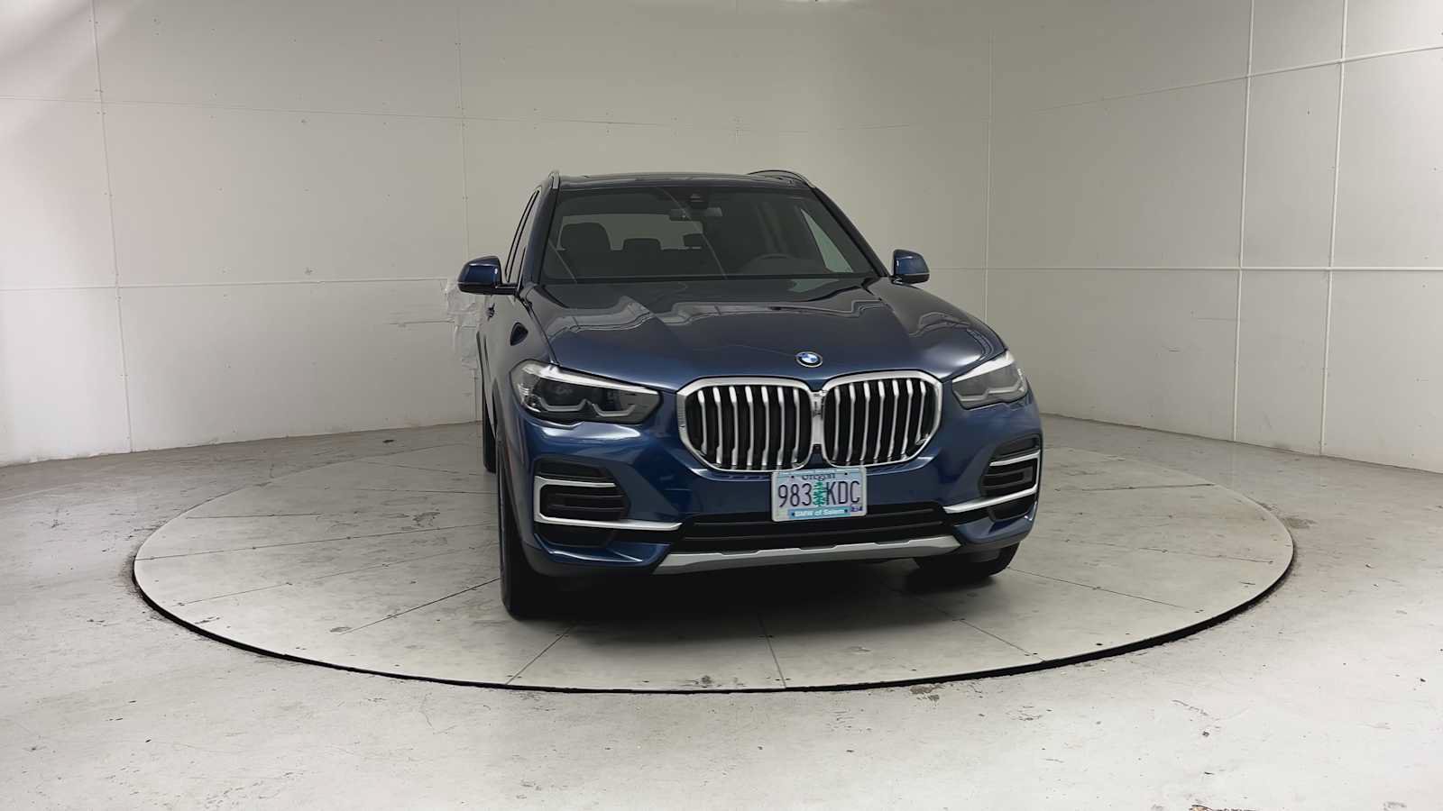 Used 2023 BMW X5 xDrive40i w/ Premium Package AWD/4WD image 7