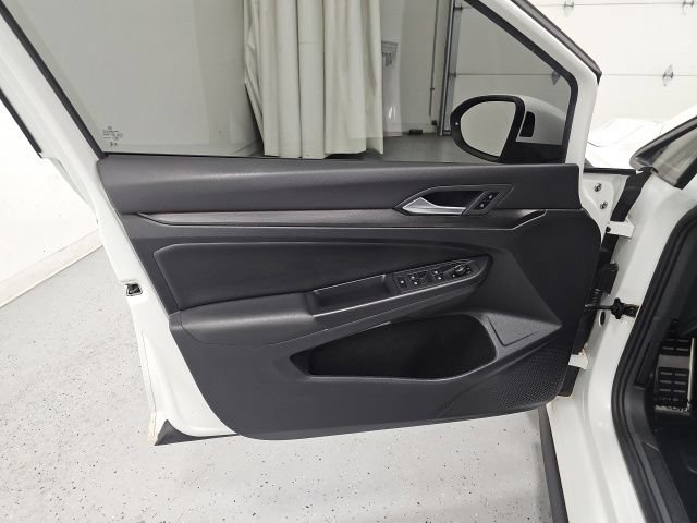 Used 2023 Volkswagen GTI SE FWD image 11