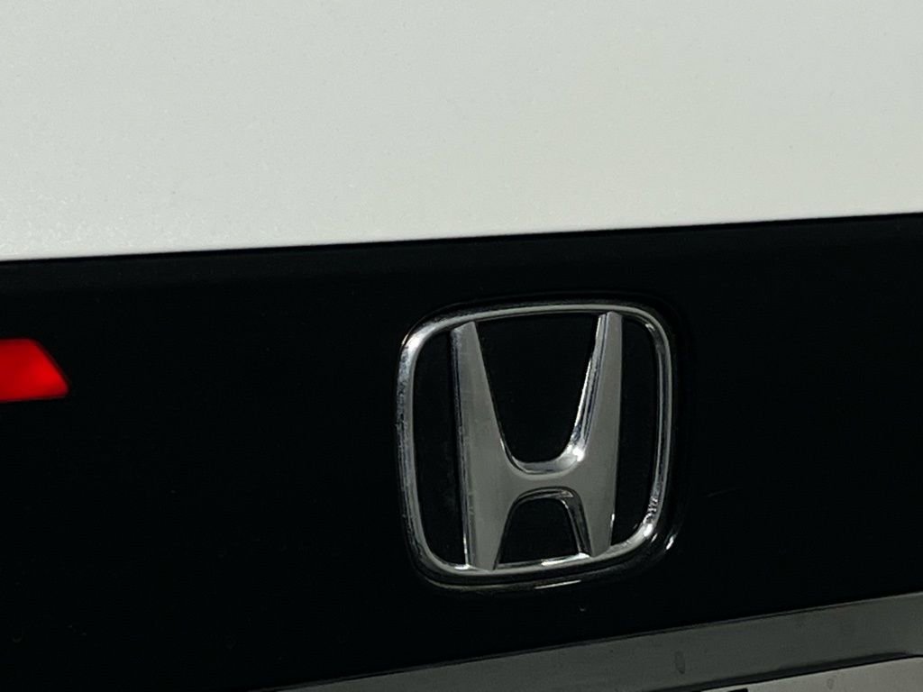 Used 2025 Honda Accord Sport image 9