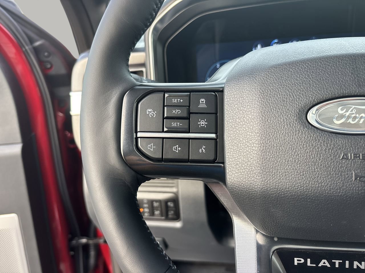 New 2026 Ford F250 Platinum w/ FX4 Off-Road Package image 32