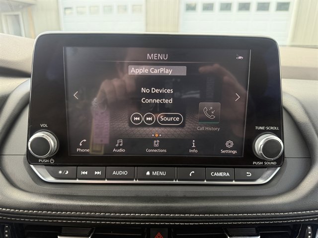 Used 2021 Nissan Rogue SV AWD/4WD image 14