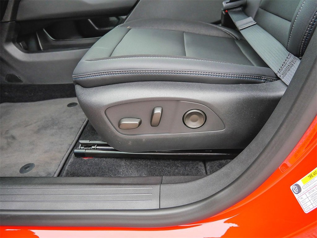 New 2024 Chevrolet Equinox EV LT image 35