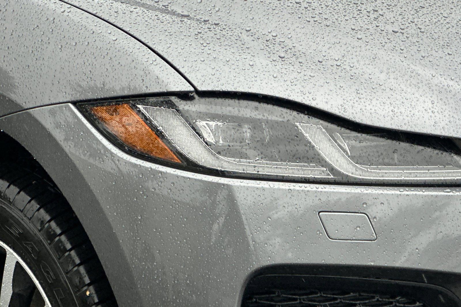 New 2026 Jaguar F-PACE R-Dynamic S image 10