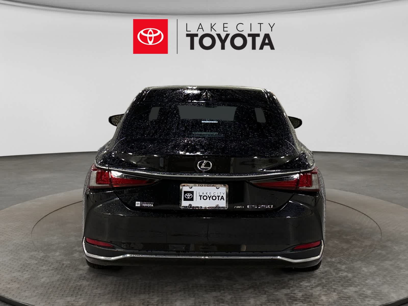 Used 2023 Lexus ES 250 w/ Premium Package AWD/4WD image 7