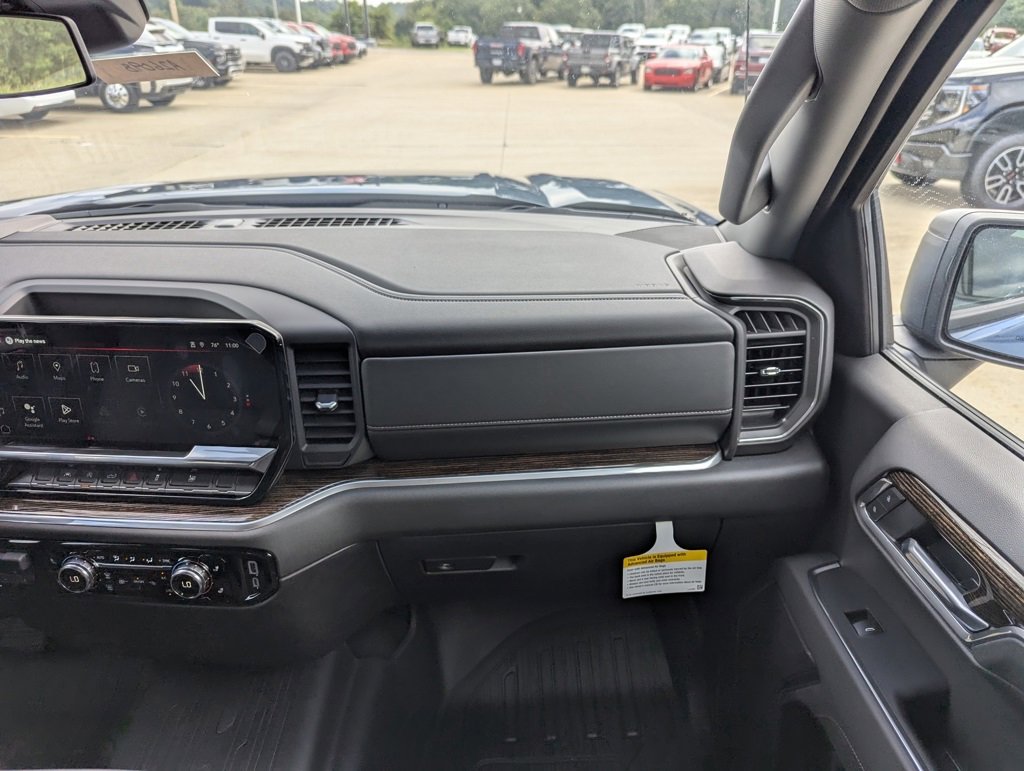 New 2026 GMC Sierra 1500 Elevation image 5