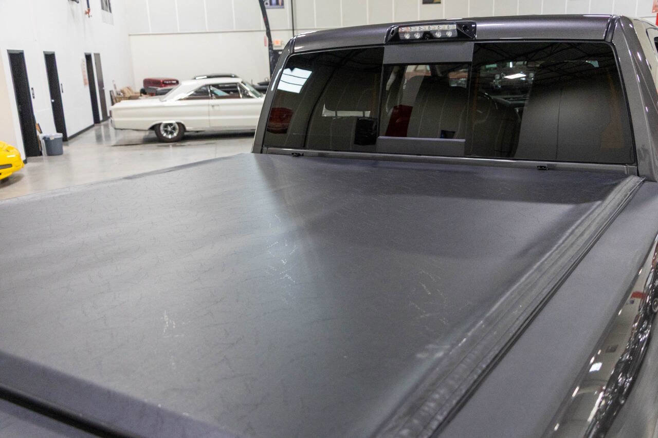 Used 2015 RAM 2500 Limited image 21