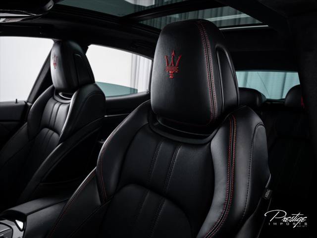 Used 2022 Maserati Levante Modena AWD/4WD image 28