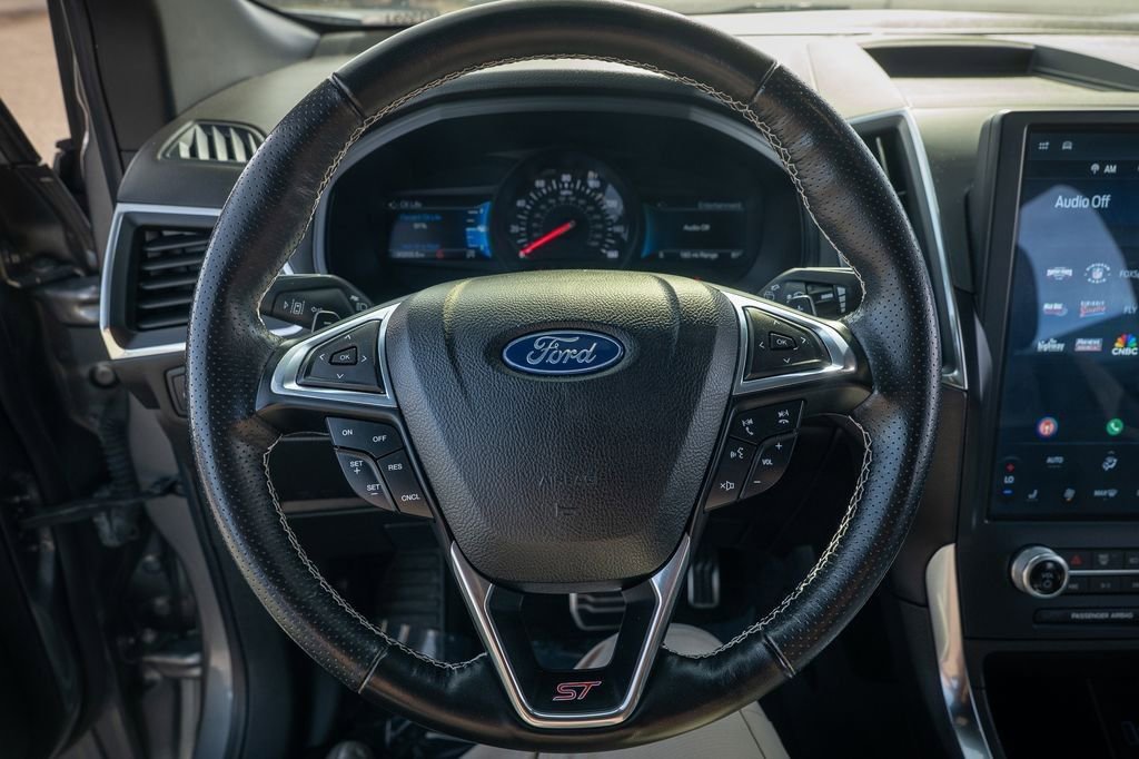 Used 2022 Ford Edge ST w/ Cargo Accessory Package image 30