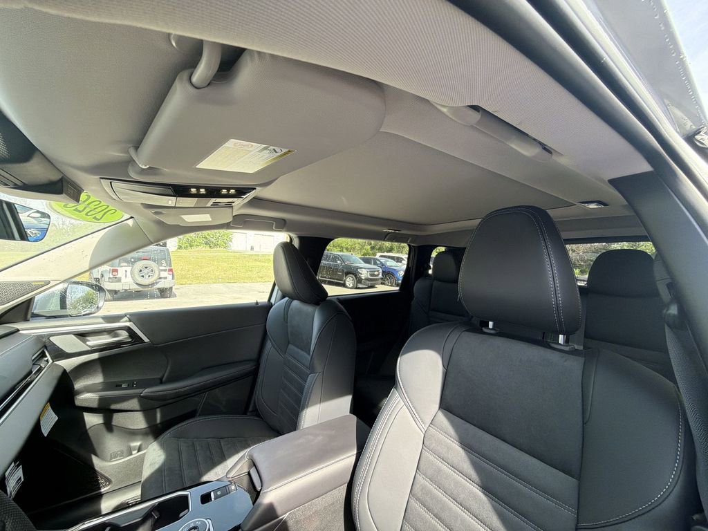 New 2026 Mitsubishi Outlander SE image 22