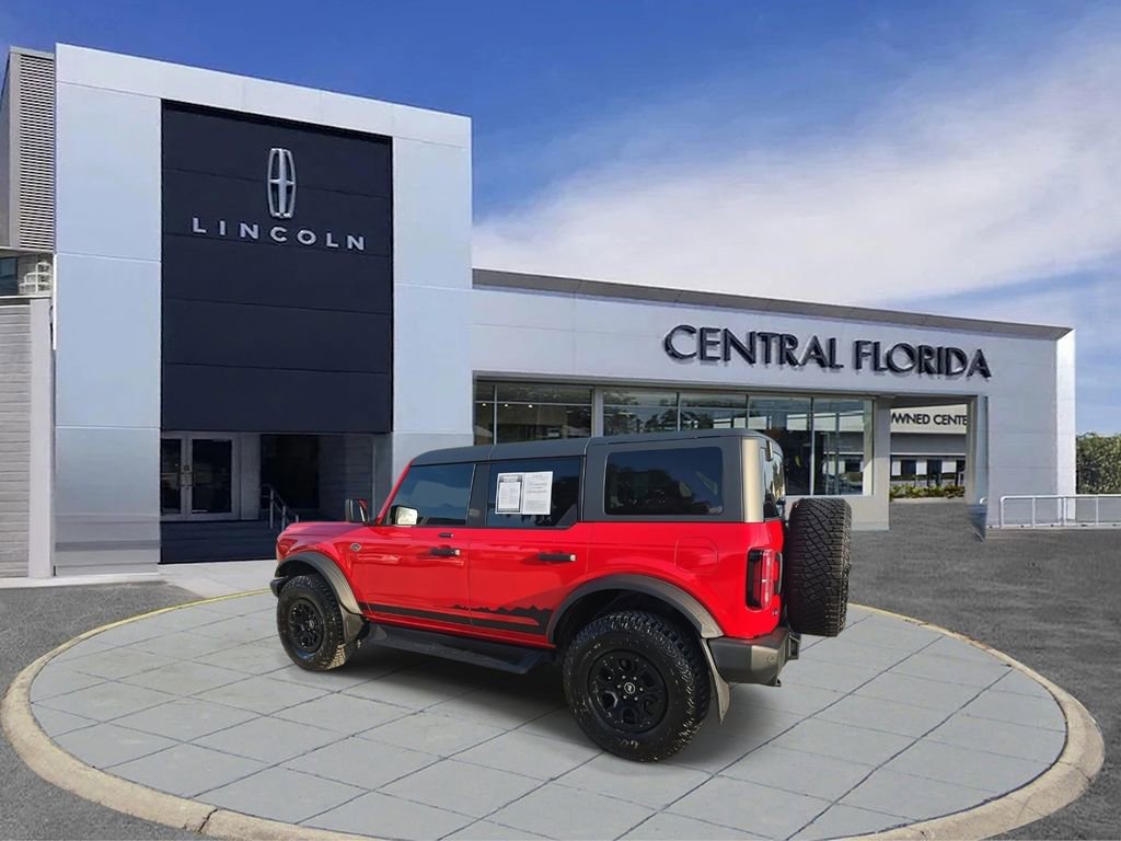 Used 2023 Ford Bronco Wildtrak image 4