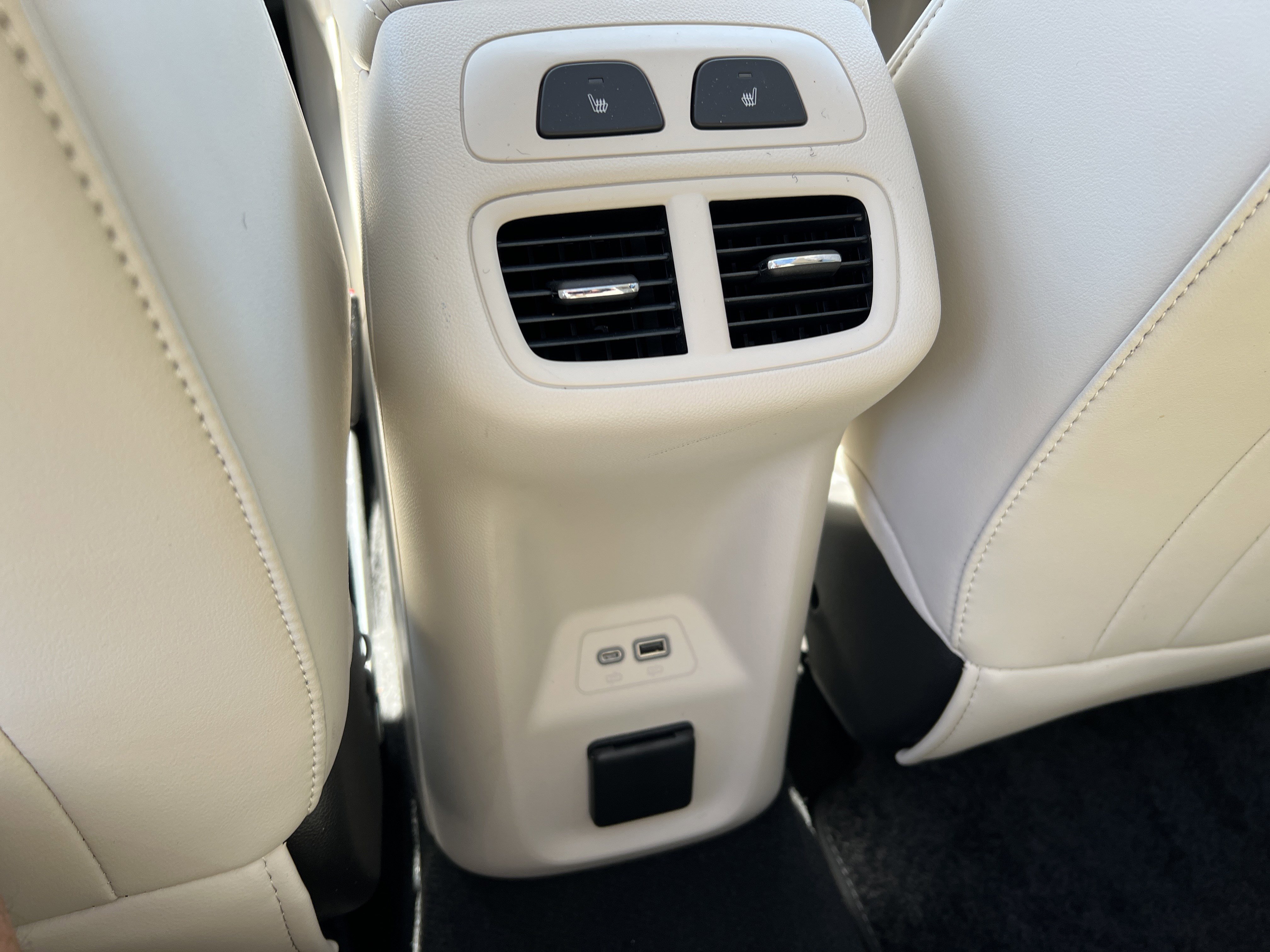 Used 2023 Buick Envision Avenir FWD image 27