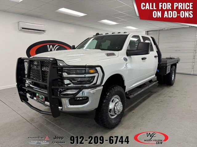 New 2026 RAM 3500 Tradesman w/ Chrome Appearance Group A