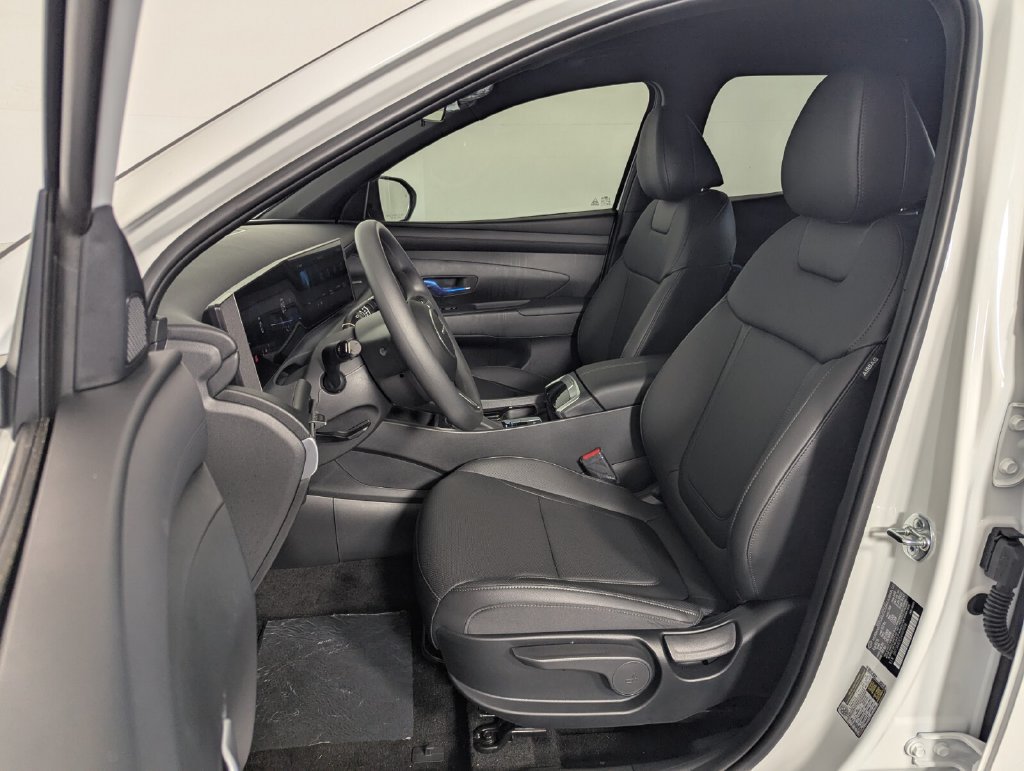 New 2027 Hyundai Santa Cruz SE FWD image 11