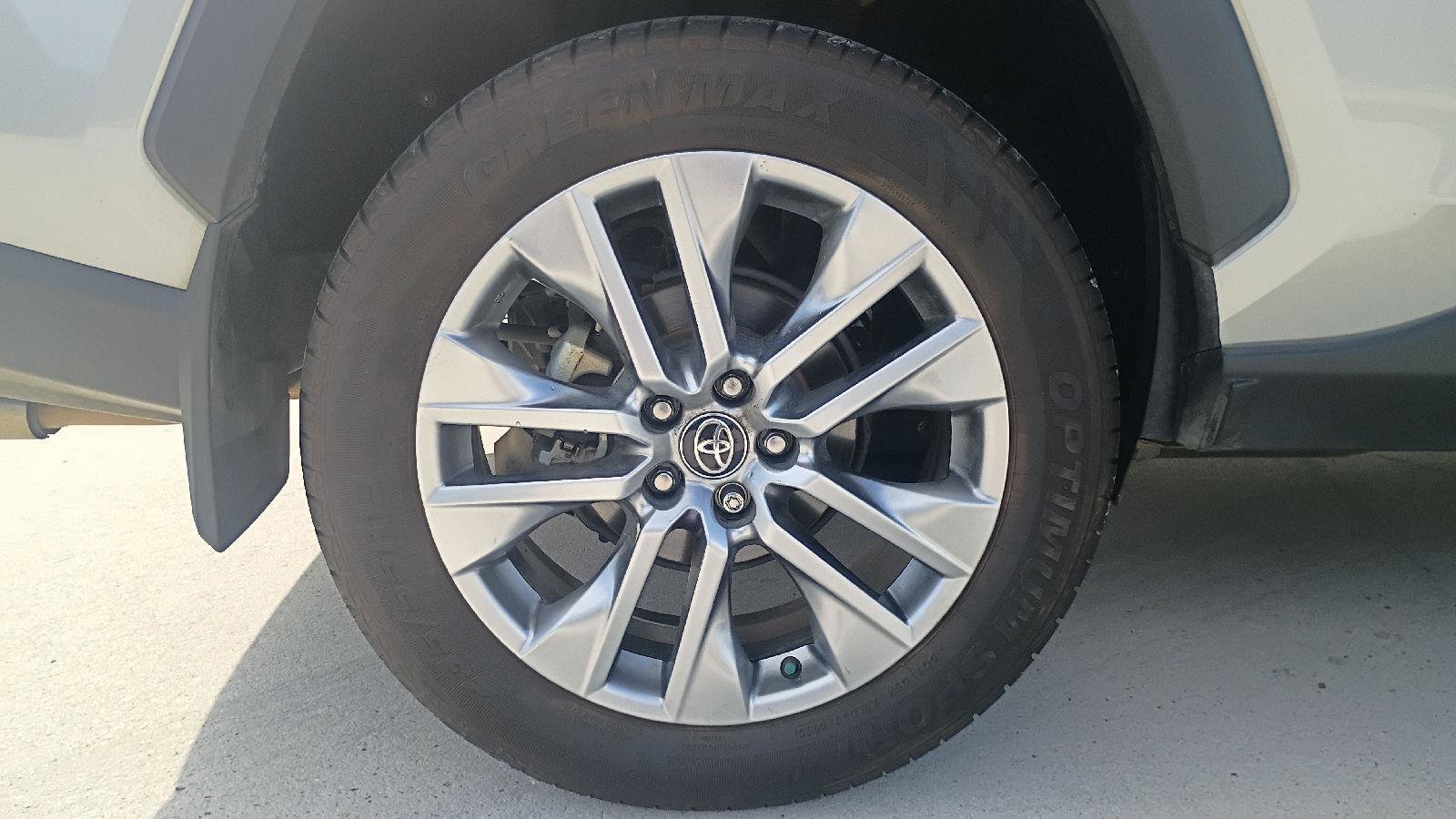 Used 2024 Toyota RAV4 XLE Premium FWD image 24