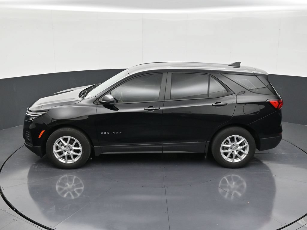 Certified 2024 Chevrolet Equinox LS FWD image 13