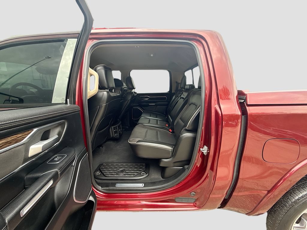 Used 2019 RAM 1500 Laramie AWD/4WD image 23