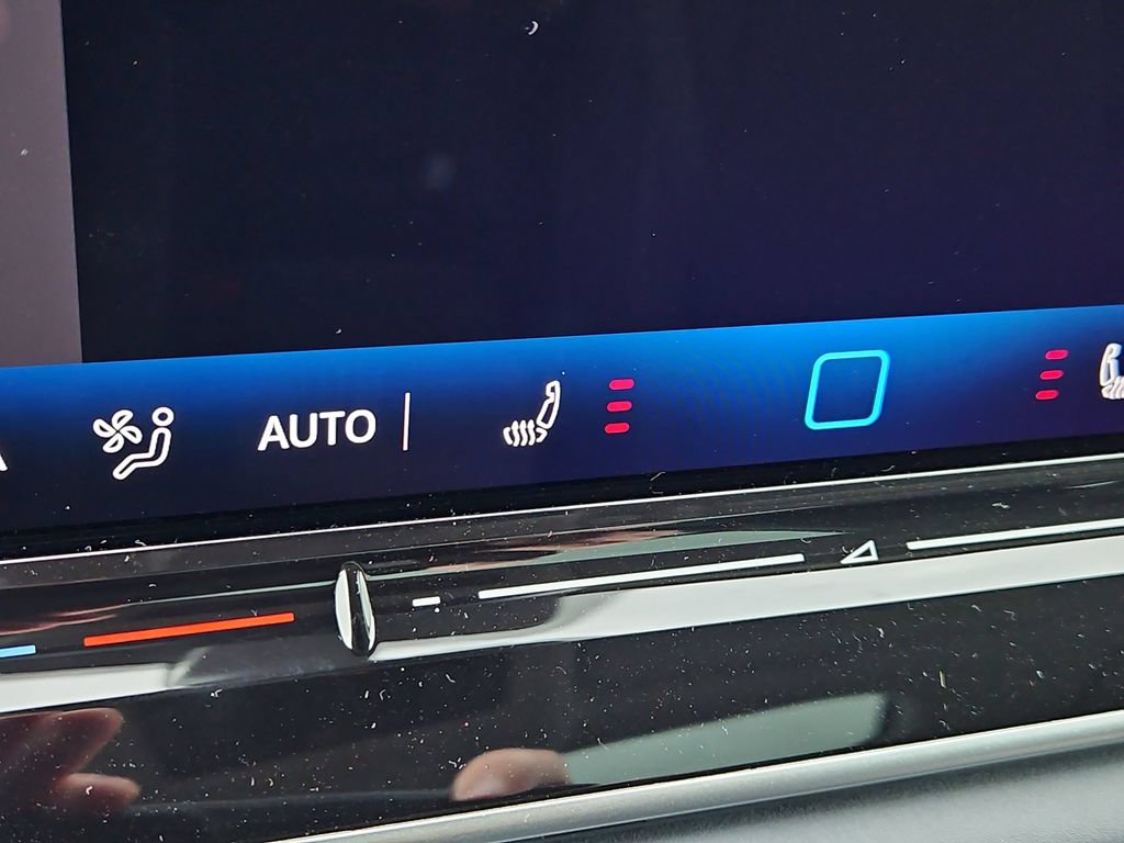 New 2026 Volkswagen Tiguan SE AWD/4WD image 12