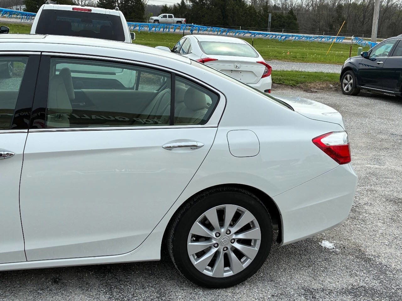 Used 2015 Honda Accord EX-L image 9