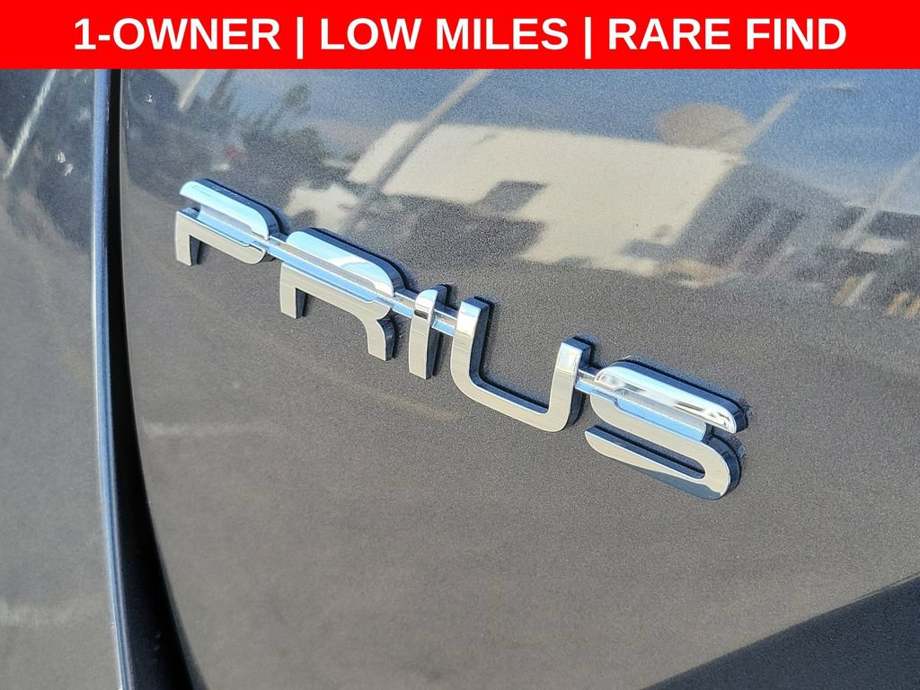 Used 2022 Toyota Prius LE FWD image 9