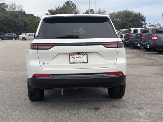 New 2026 Jeep Grand Cherokee Limited w/ Limited Altitude Package image 4