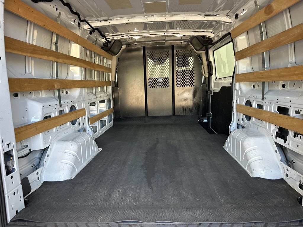 Used 2024 Ford Transit 250 Low Roof w/ Exterior Upgrade Package RWD image 13
