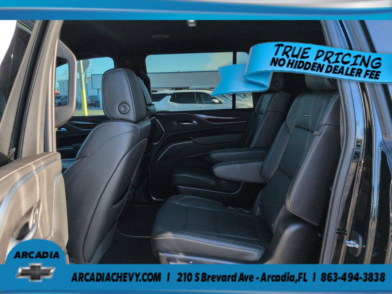 Certified 2023 Cadillac Escalade ESV Luxury RWD image 14
