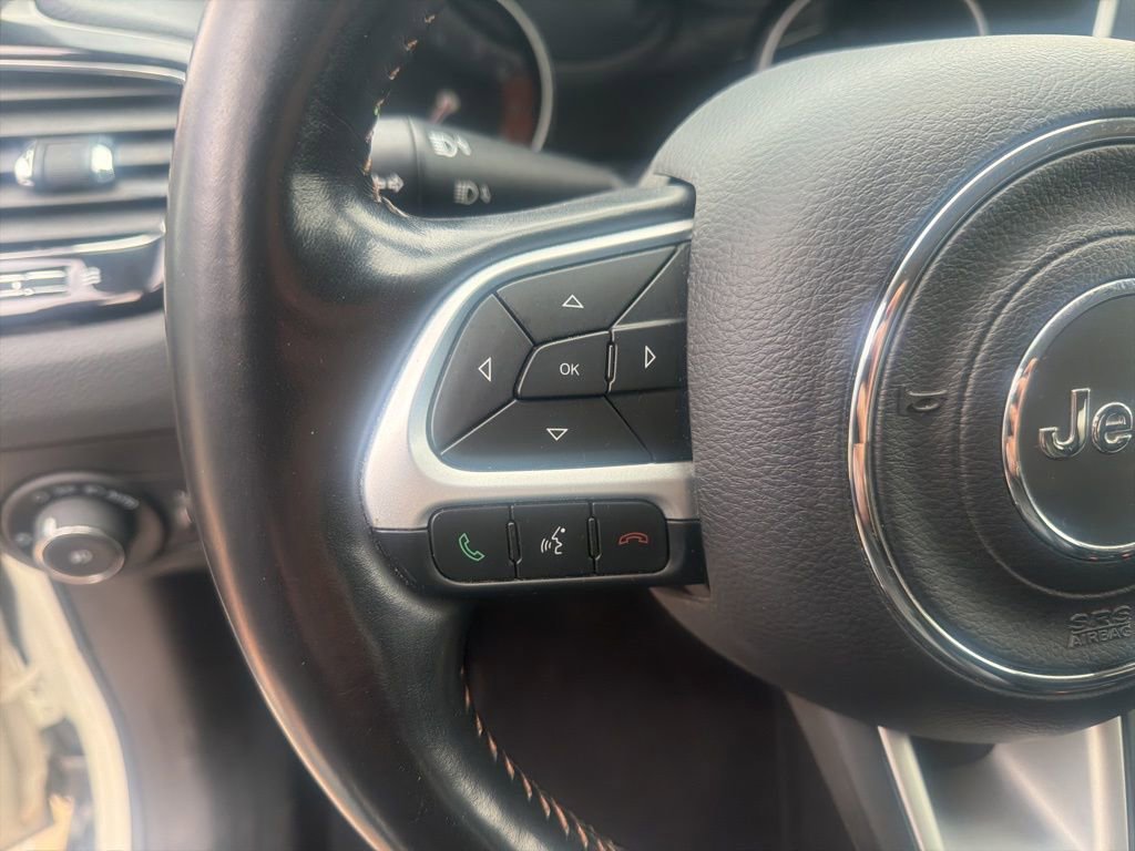 Used 2021 Jeep Compass Limited AWD/4WD image 19