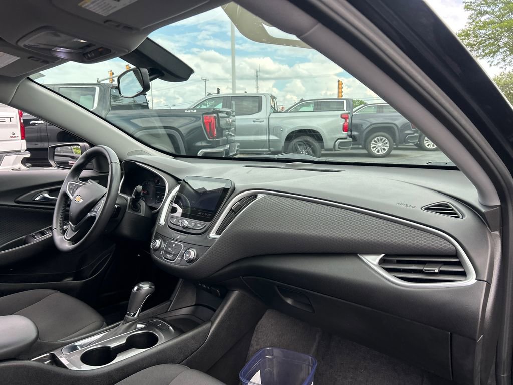 Used 2019 Chevrolet Malibu RS w/ LPO, Convenience Package 1 FWD image 35