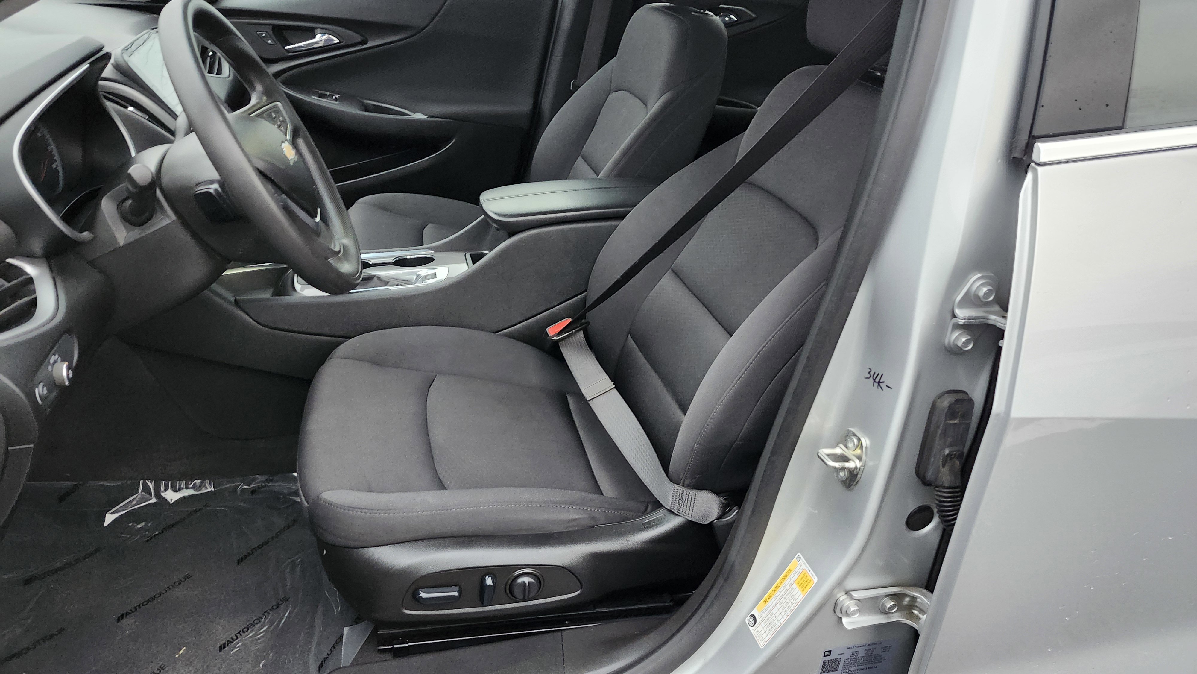 Used 2022 Chevrolet Malibu LT image 20