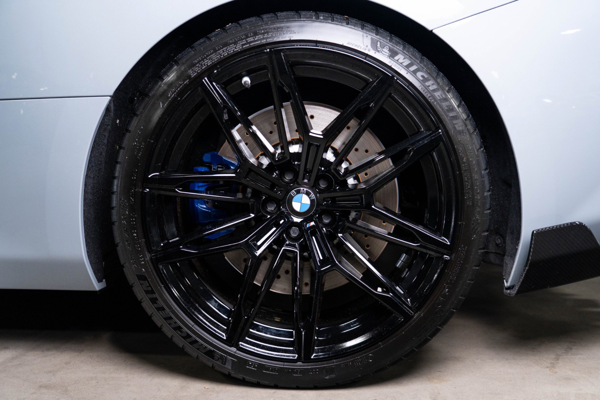 Used 2024 BMW M2 w/ Lighting Package image 21