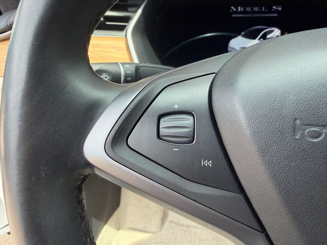 Used 2019 Tesla Model S Performance AWD/4WD image 33