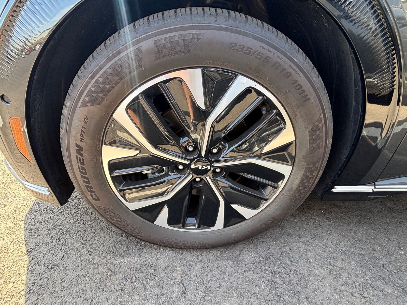 Certified 2023 Kia EV6 Wind w/ Wind Technology Package RWD image 6