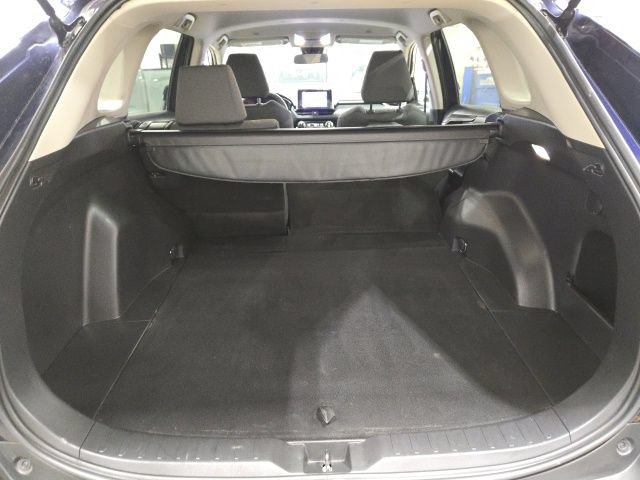Used 2025 Toyota RAV4 XLE AWD/4WD image 20