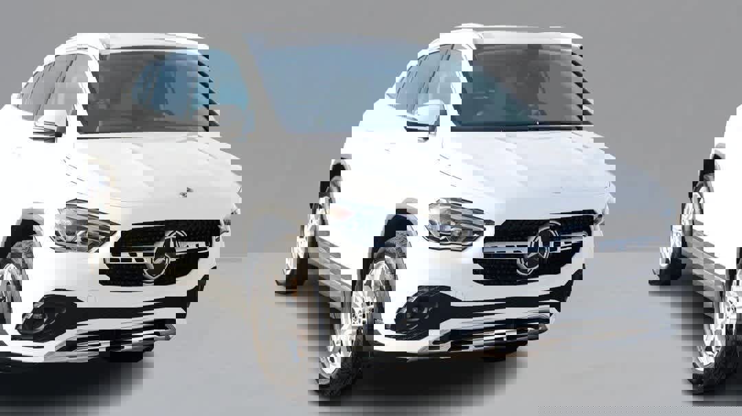 Certified 2023 Mercedes-Benz GLA 250 4MATIC w/ Premium Package image 3