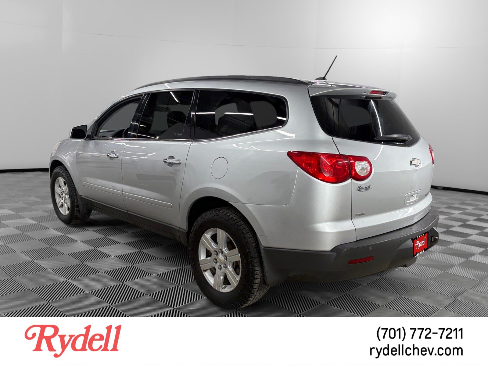 Used 2010 Chevrolet Traverse LT AWD/4WD image 3