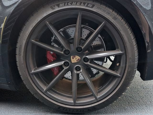 Certified 2022 Porsche 911 Carrera 4S AWD/4WD image 14