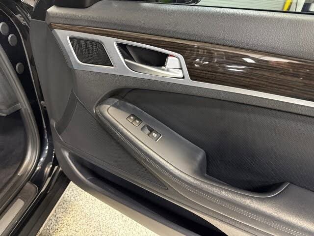 Used 2020 Genesis G80 3.8 RWD image 56
