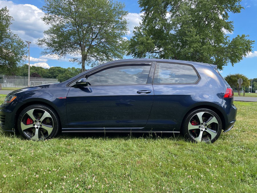 Used 2016 Volkswagen GTI SE FWD image 38