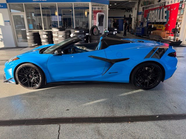 Used 2024 Chevrolet Corvette Z06 w/ Battery Protection Package RWD image 12
