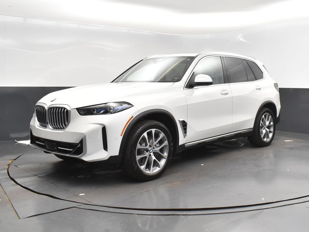 Used 2026 BMW X5 sDrive40i w/ Parking Assistance Package RWD image 1