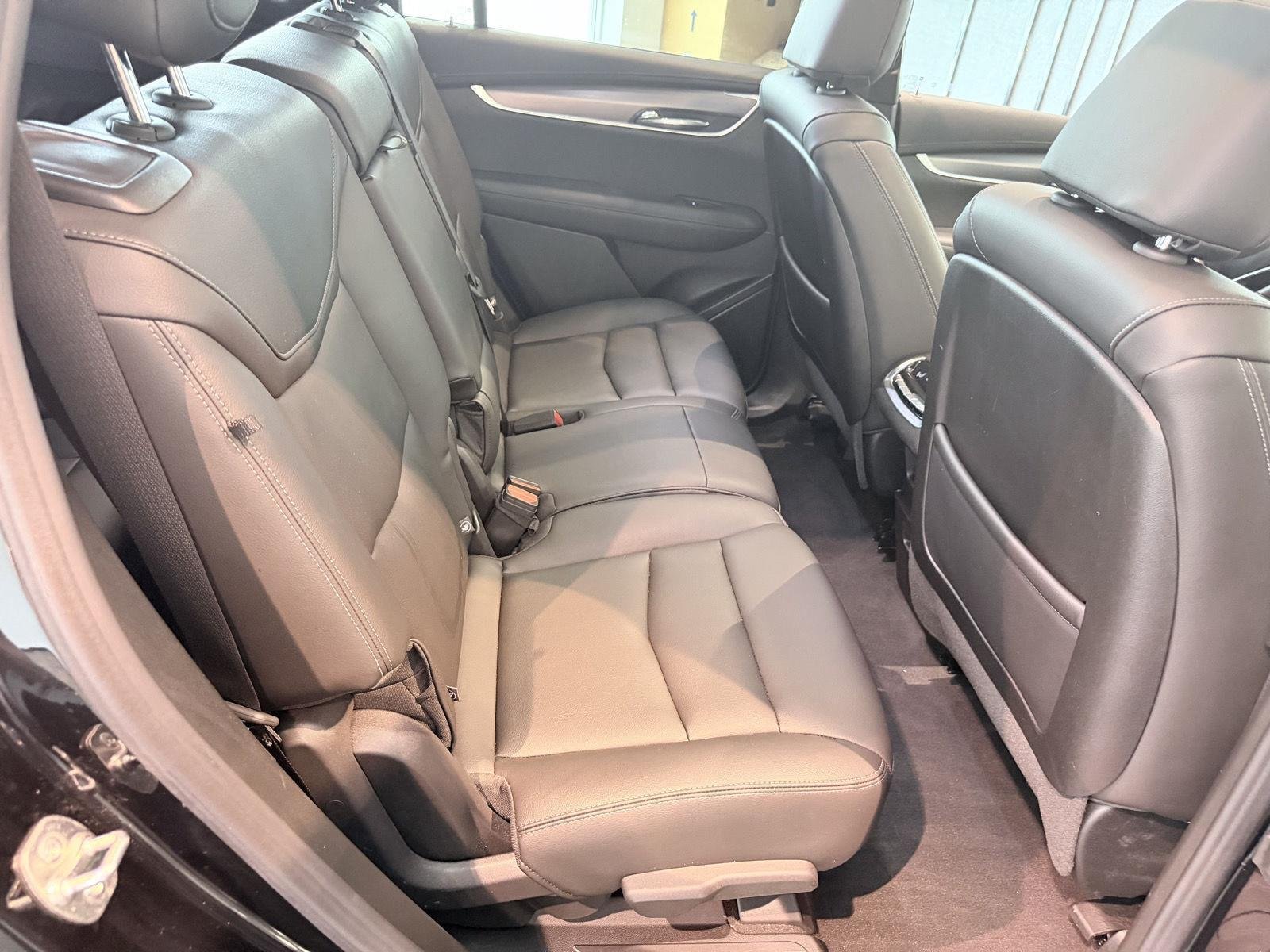 Certified 2024 Cadillac XT6 Luxury w/ LPO, Floor Liner Package AWD/4WD image 23