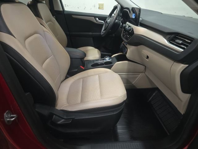 Used 2022 Ford Escape SEL image 3